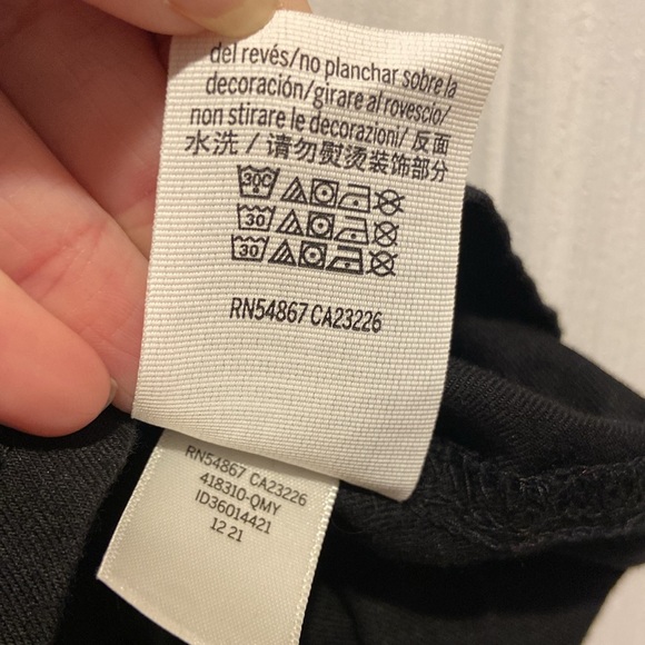 Victoria’s Secret PINK Black Rainbow Lettering Boxer Sleep Shorts - Picture 15 of 15